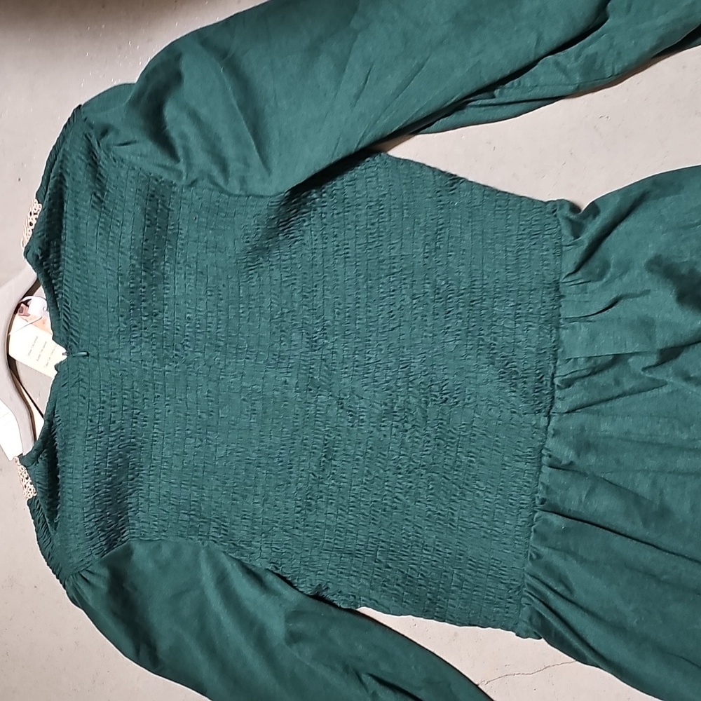 Nwt Green Jumpsuit with Lace Trim And Pockets - Picture 7 of 8